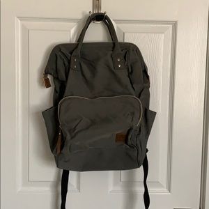 Veegul Gray Backpack